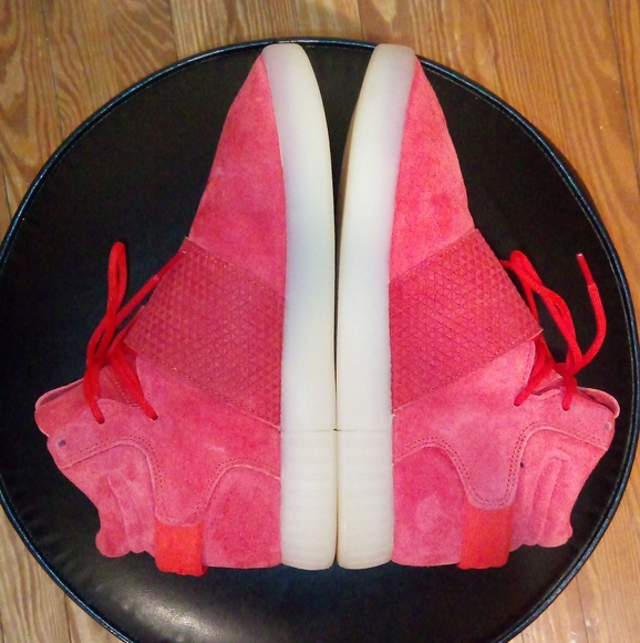 Like New Adidas Tubular Invader Strap "Red" Sz.8.5 - Picture 5 of 12